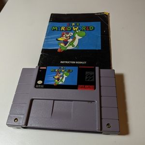 Super Nintendo Super Mario World 1991 w/instruction book, tested, Original Owner
